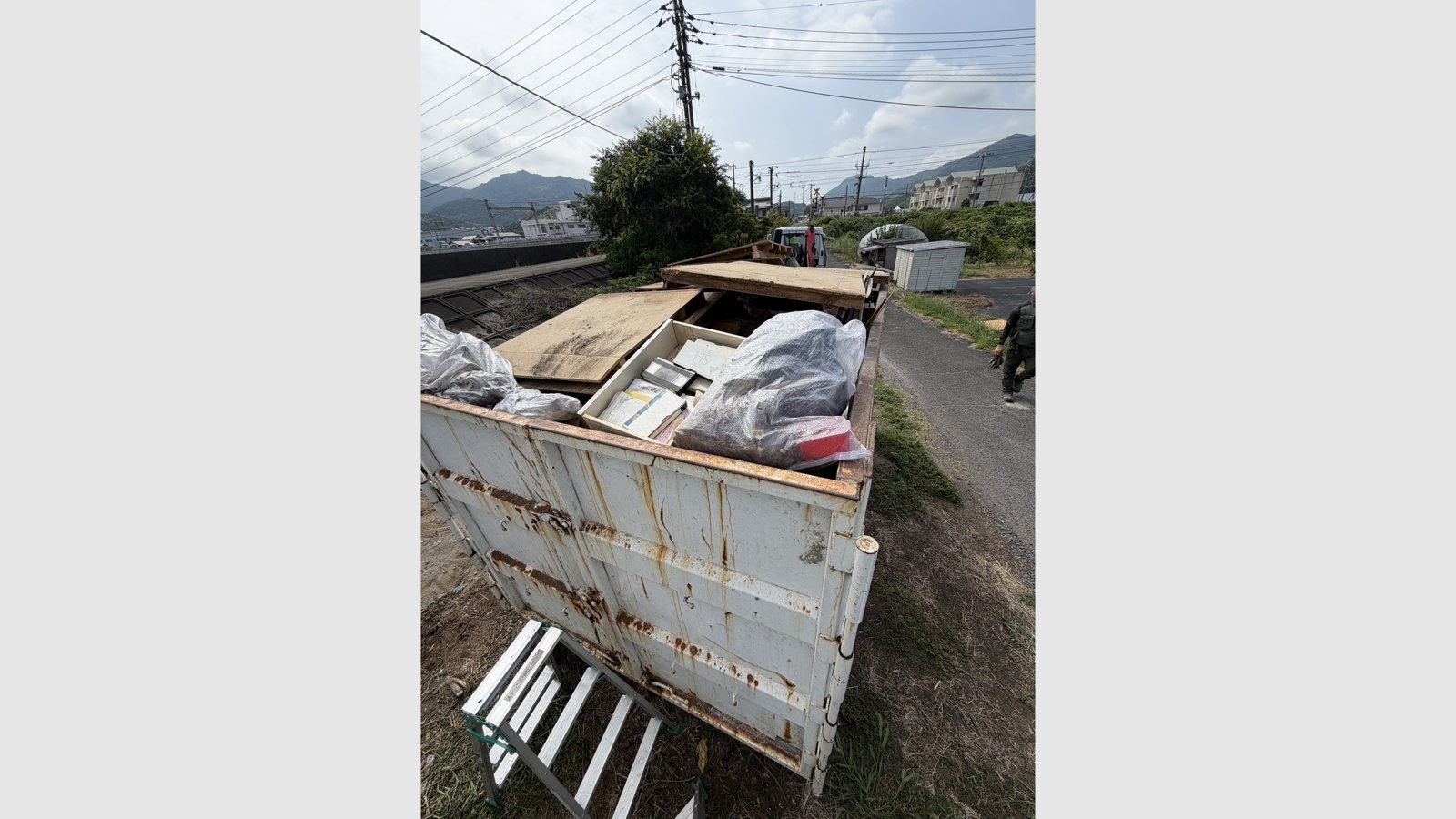 プレハブの解体工事